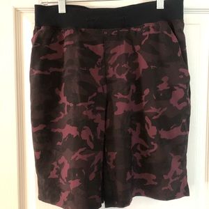 LULULEMON ‘THE SHORT’ Red Camo athletic shorts